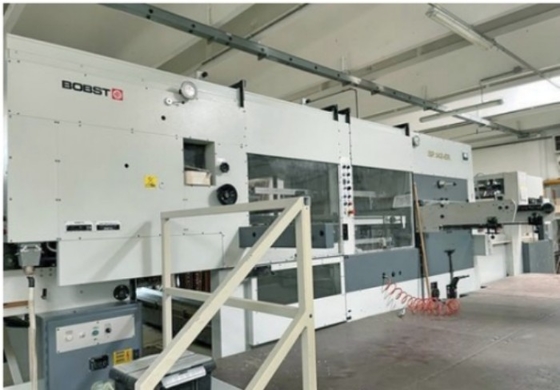 kupować BOBST SP 142 E Stosowany obcinarz automatyczny obcinarz obcinarz 6000 S/h online manufacture